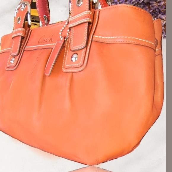 COACH BURNT ORANGE LEATHER CARRYALL - Picture 2 of 10